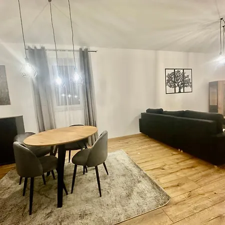 Mieszkania Od 32-55m, Pelne Wyposazenie, Komfortowe Warunki Apartment Stanislawow Pierwszy (Masovia)
