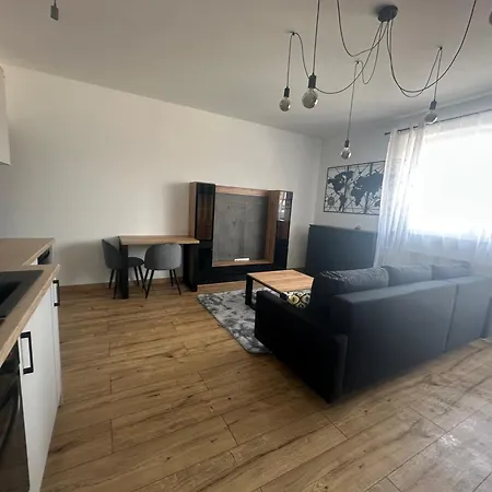 Mieszkania Od 32-55m, Pelne Wyposazenie, Komfortowe Warunki ستانيسوافوف بييرفشا