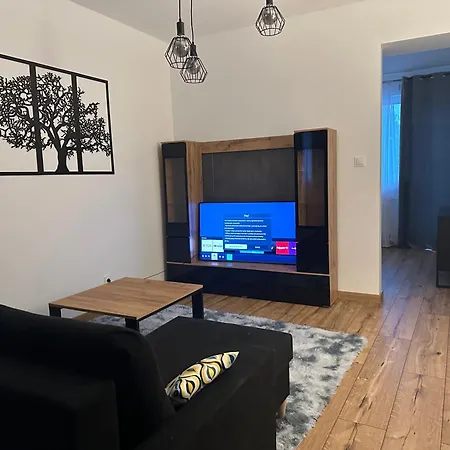 Izabelinska, Gabinet Kosmetyczny Na Miejscu