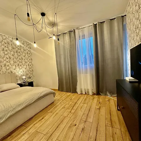 Mieszkania Od 32-55m, Pelne Wyposazenie, Gabinet Kosmetyczny Na Miejscu Daire