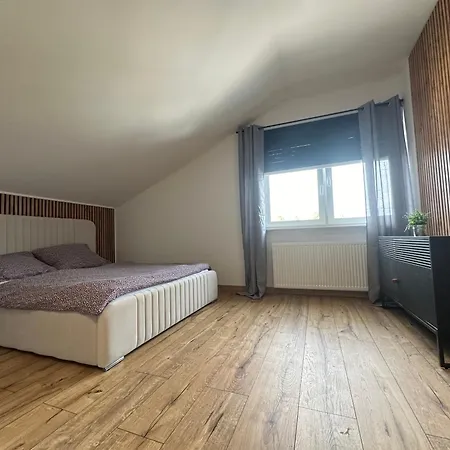 Mieszkania Od 32-55m, Pelne Wyposazenie, Gabinet Kosmetyczny Na Miejscu