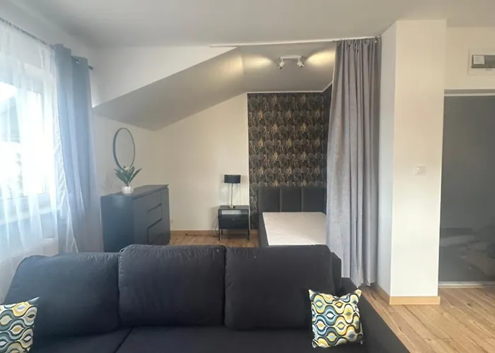 Apartmán Mieszkania Od 32-55m, Pelne Wyposazenie, Gabinet Kosmetyczny Na Miejscu Stanislawow Pierwszy (Masovia)